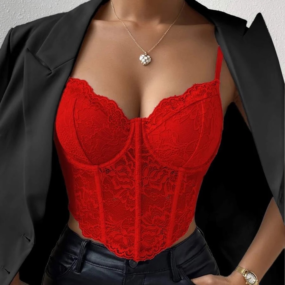 Luxe Floral Lace Corset Crop Top - Picture 4 of 15